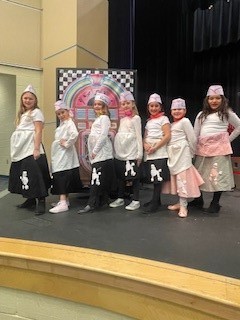 Jingle Bell Jukebox girls